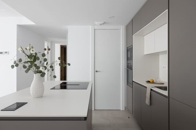 2 slaapkamer Appartement te koop in Centro ciudad, Fuengirola met zwembad - € 880.000 (Ref: 9480386)