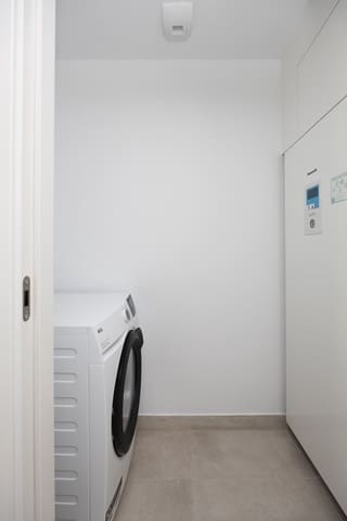 2 slaapkamer Appartement te koop in Centro ciudad, Fuengirola met zwembad - € 880.000 (Ref: 9480386)