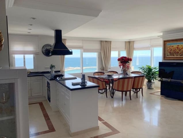 2 soveværelse Penthouse til salg i Centro, Estepona med swimmingpool garage - € 880.000 (Ref: 9480387)