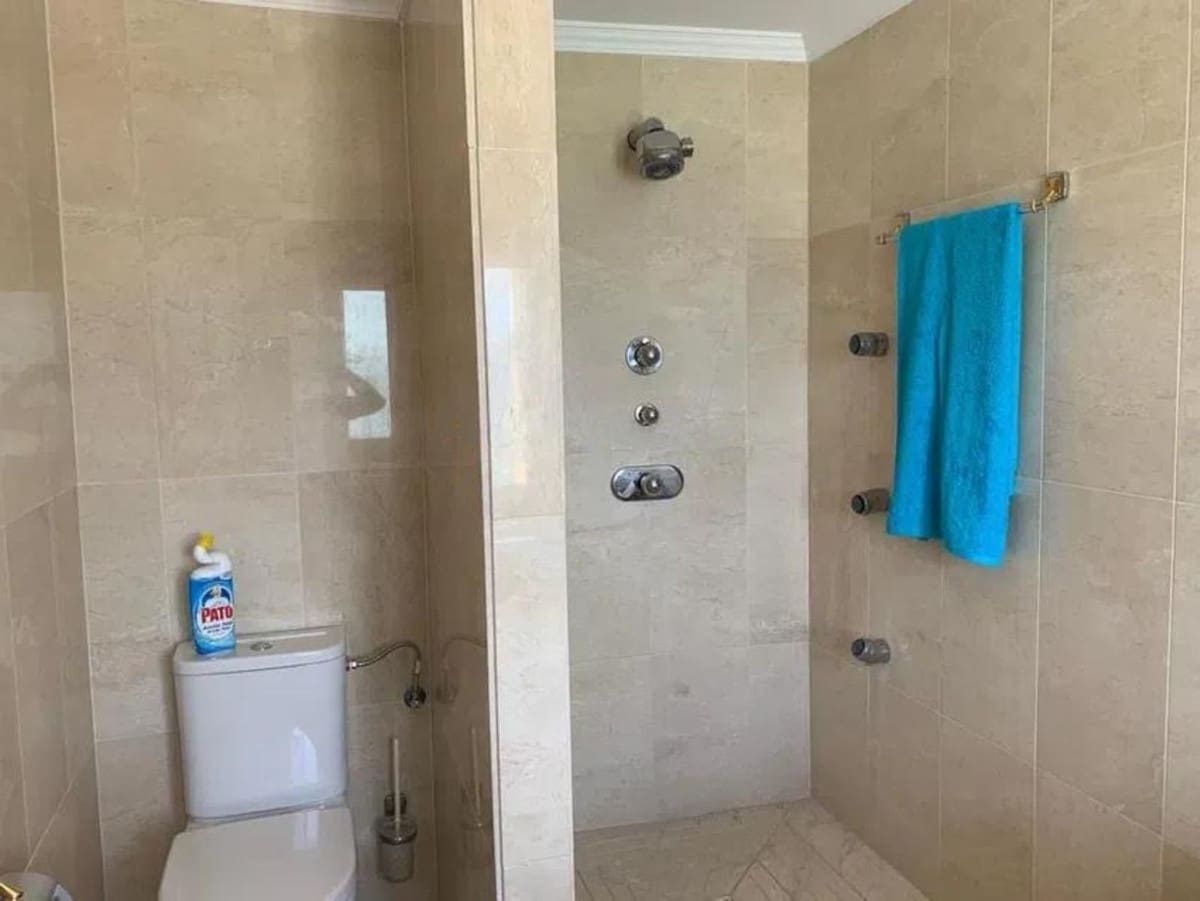 2 soveværelse Penthouse til salg i Estepona med swimmingpool garage - € 880.000 (Ref: 9480387)