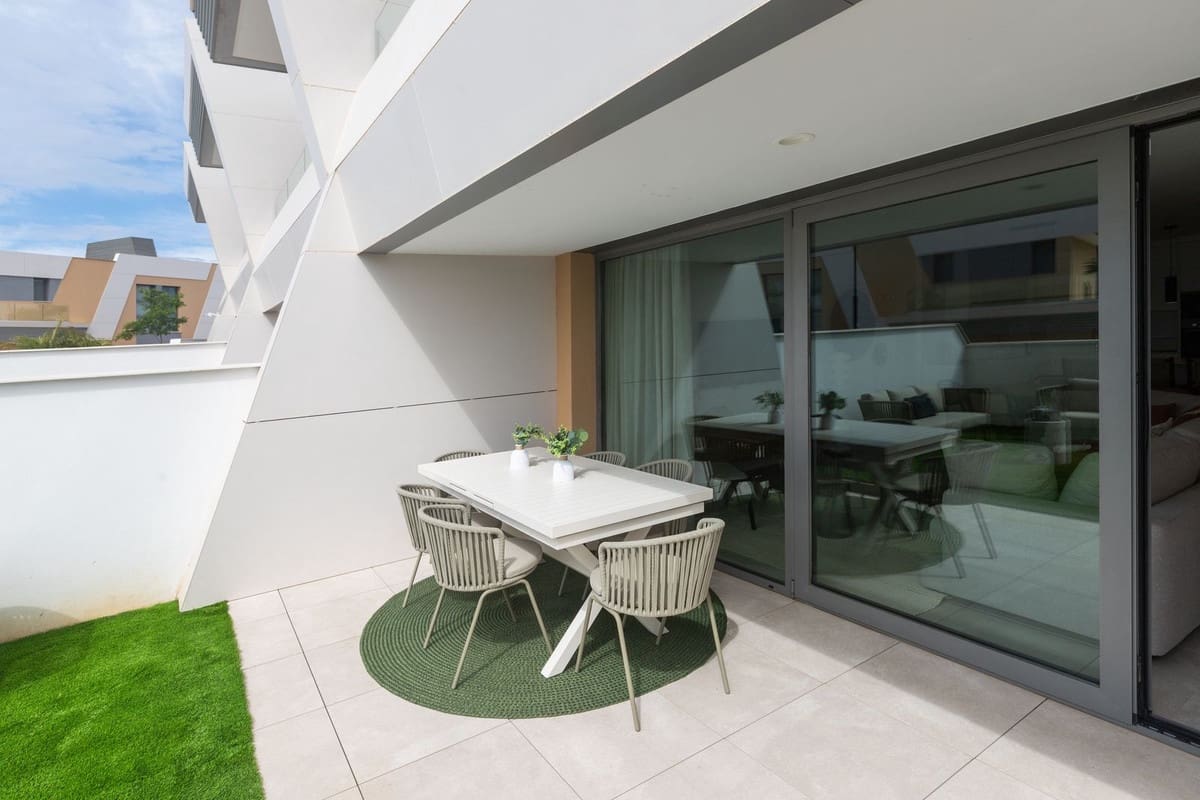 3 bedroom Townhouse for sale in Mijas Costa with pool - € 880,000 (Ref: 9480388)