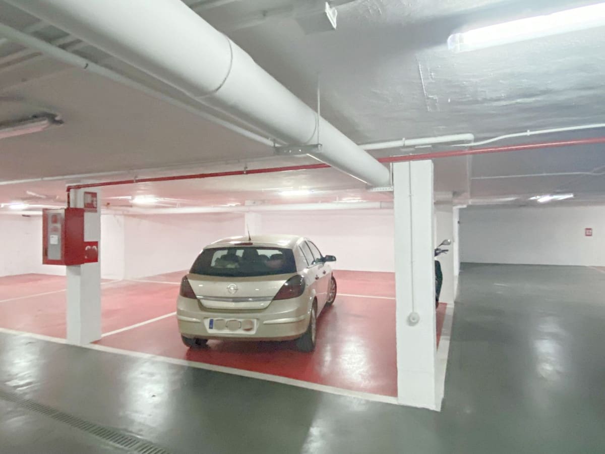 4 slaapkamer Huis te koop in Bahia de Casares met zwembad - € 880.000 (Ref: 9480389)