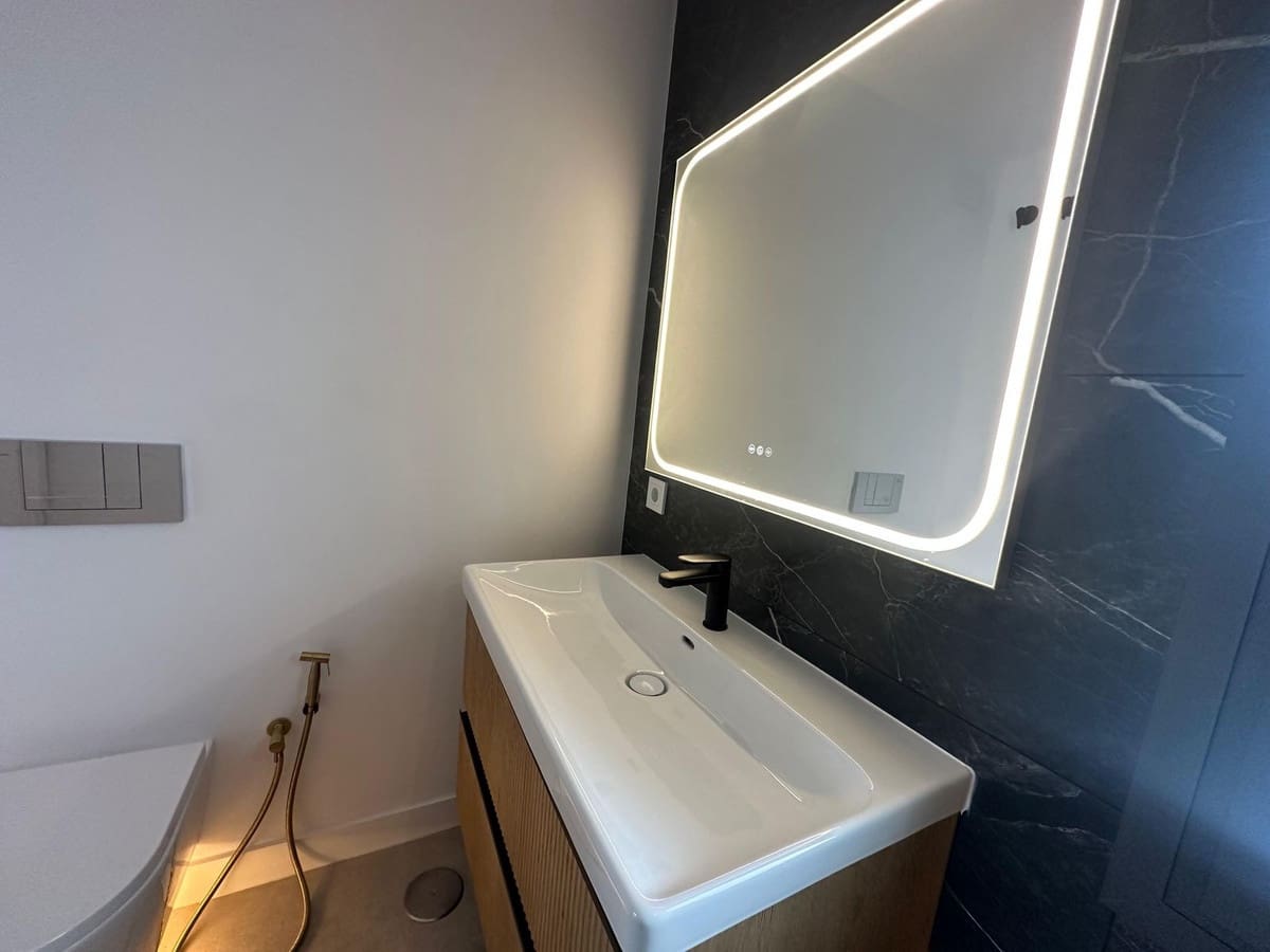 2 soveværelse Penthouse til salg i Nueva Andalucia med swimmingpool garage - € 890.000 (Ref: 9480392)