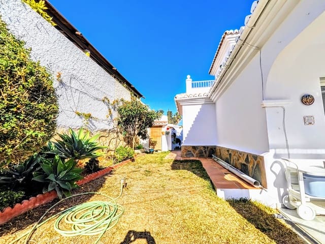 4 soveværelse Villa til salg i Benalmadena Costa, Benalmádena med swimmingpool garage - € 890.000 (Ref: 9480393)
