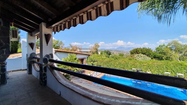 Finca/Casa Rural de 11 habitaciones en Alhaurín el Grande en venta con piscina - 890.000 € (Ref: 9480397)