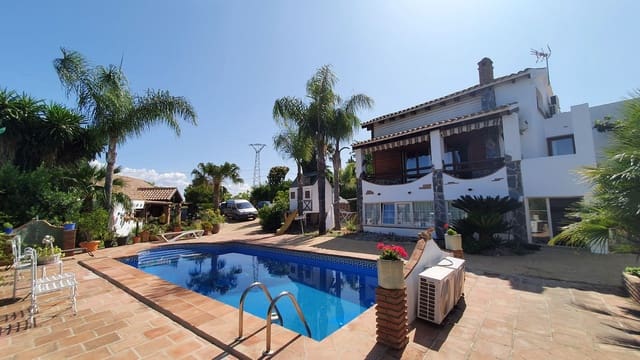 Finca/Casa Rural de 11 habitaciones en Alhaurín el Grande en venta con piscina - 890.000 € (Ref: 9480397)