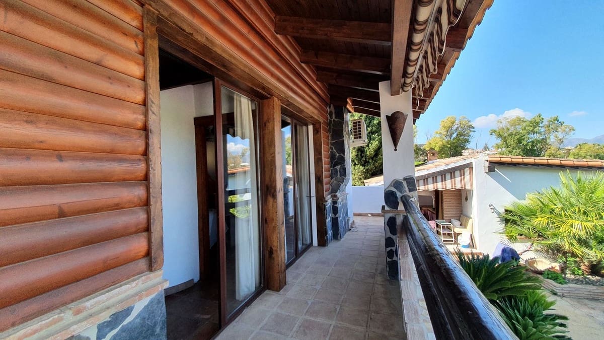 11 soverom Finca/Herregård til salgs i Alhaurin el Grande med svømmebasseng - € 890 000 (Ref: 9480397)