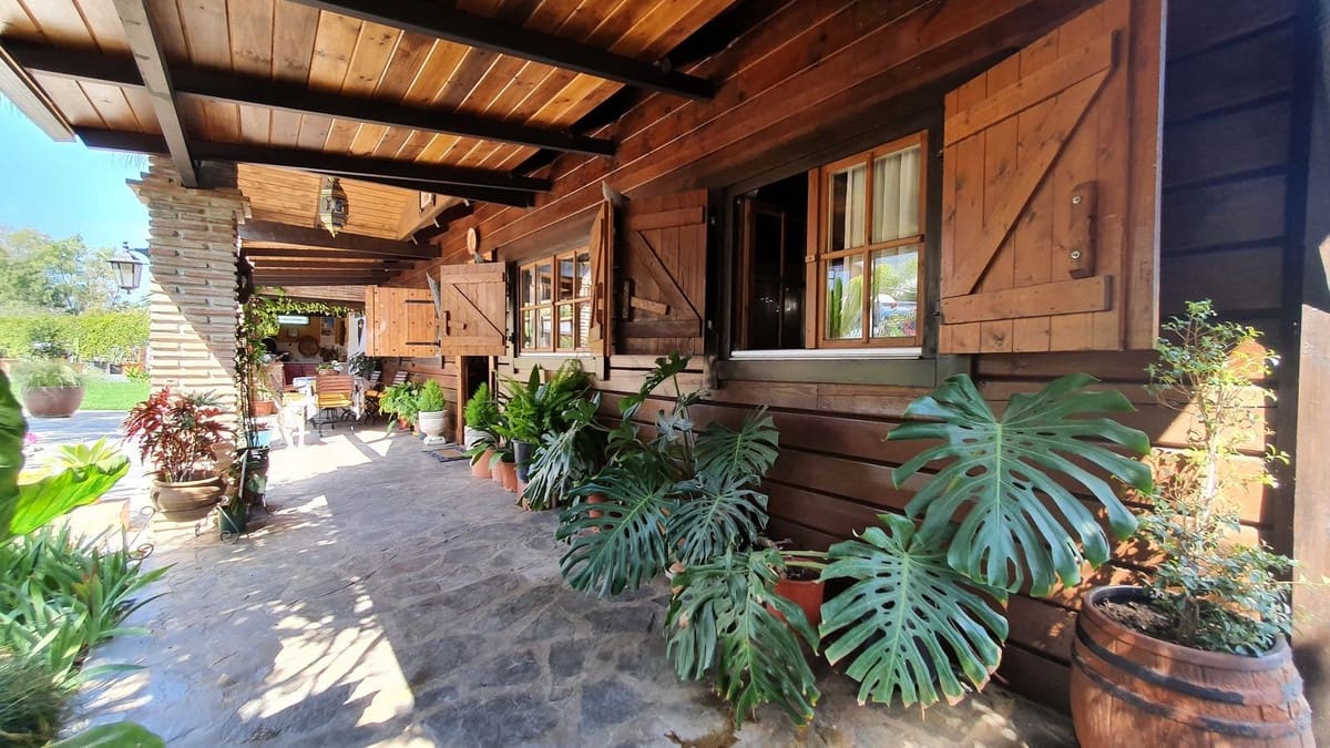 11 soverom Finca/Herregård til salgs i Alhaurin el Grande med svømmebasseng - € 890 000 (Ref: 9480397)
