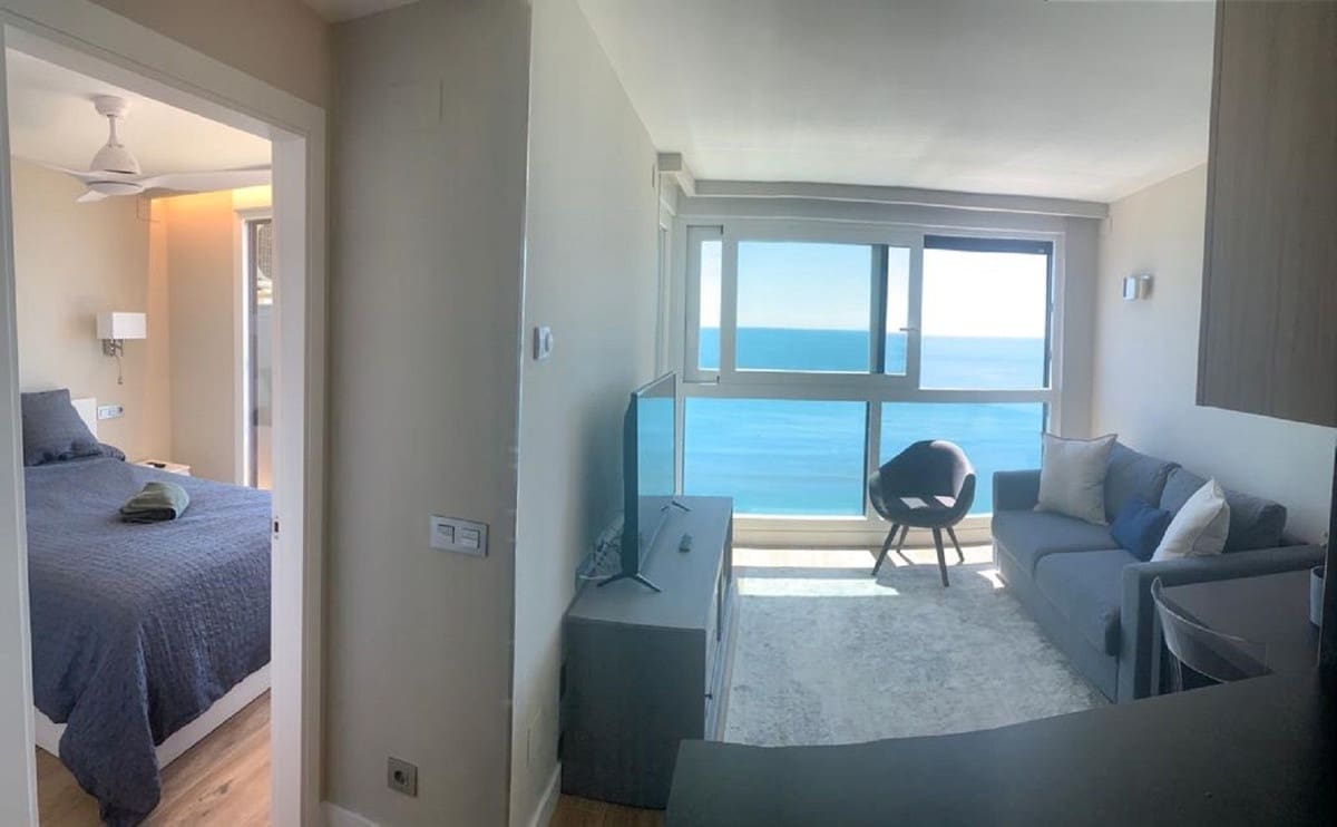 Apartamento de 2 habitaciones en Málaga ciudad en venta - 894.500 € (Ref: 9480399)