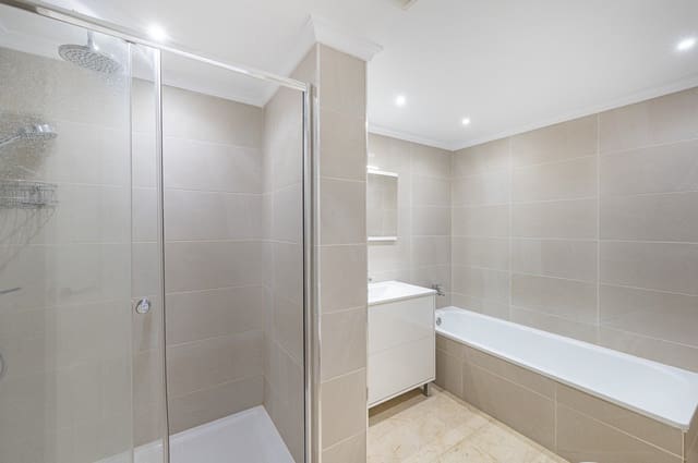 1 soverom Leilighet til salgs i Golden Mile, Marbella med svømmebasseng - € 895 000 (Ref: 9480400)