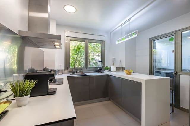 2 soveværelse Lejlighed til salg i Benahavís pueblo, Benahavís med swimmingpool garage - € 895.000 (Ref: 9480401)