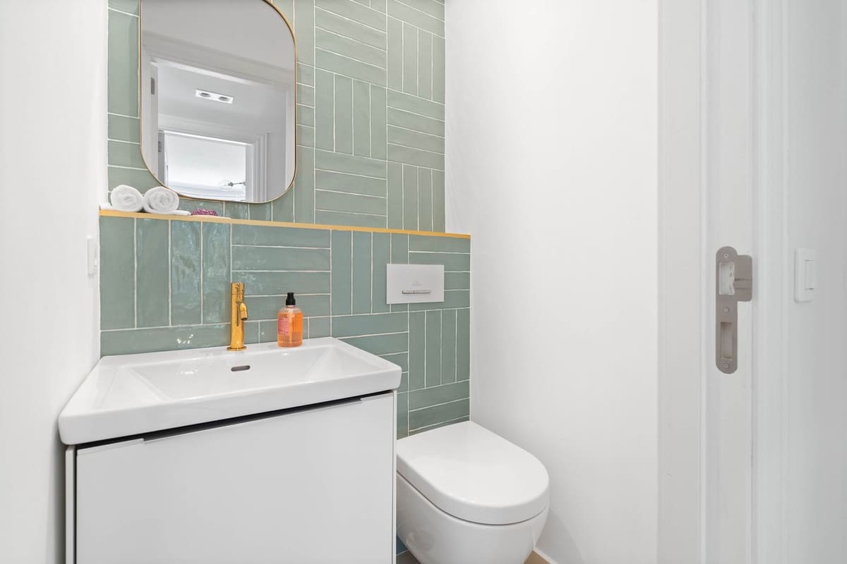 Apartamento de 2 habitaciones en New Golden Mile en venta con piscina - 895.000 € (Ref: 9480402)