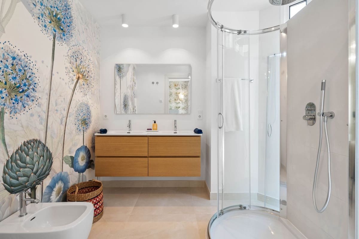 Apartamento de 2 habitaciones en New Golden Mile en venta con piscina - 895.000 € (Ref: 9480402)