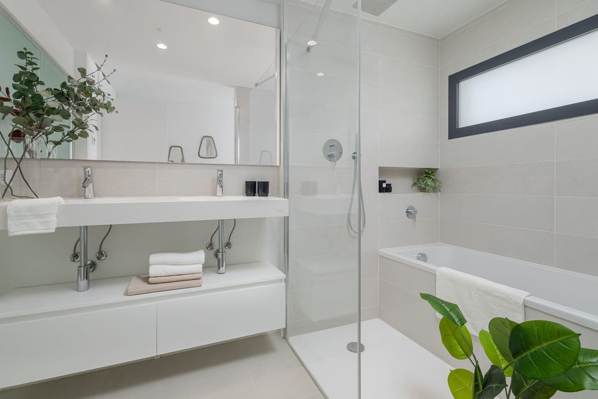 3 makuuhuone Huoneisto myytävänä paikassa Fuengirola mukana uima-altaan - 895 000 € (Ref: 9480405)