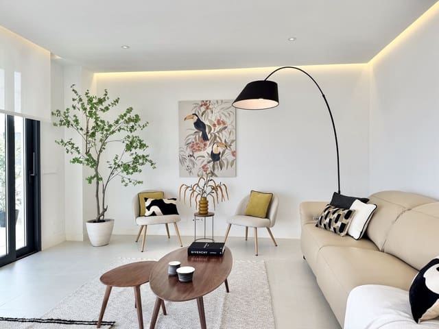 3 makuuhuone Huoneisto myytävänä paikassa Centro ciudad, Fuengirola mukana uima-altaan - 895 000 € (Ref: 9480405)