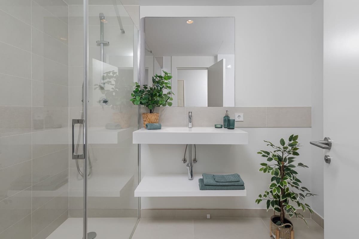 3 makuuhuone Huoneisto myytävänä paikassa Fuengirola mukana uima-altaan - 895 000 € (Ref: 9480405)