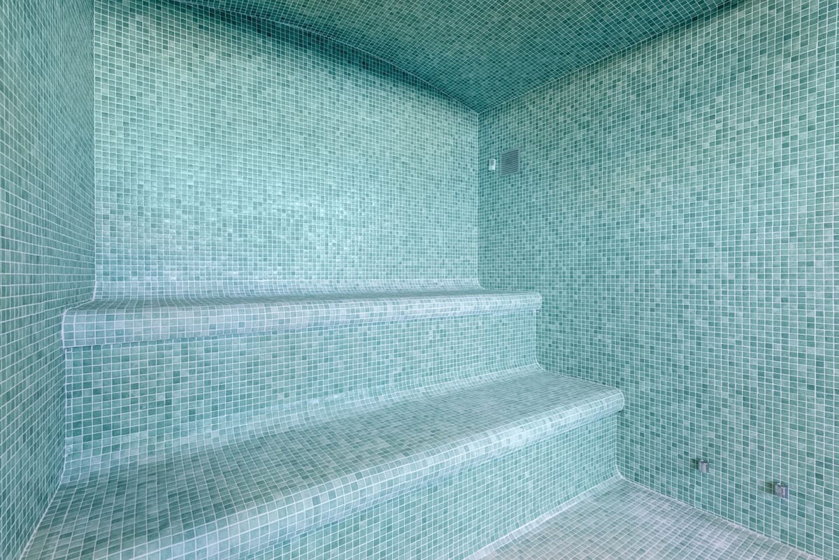 2 bedroom Penthouse for sale in La Cala de Mijas with pool - € 895,000 (Ref: 9480407)