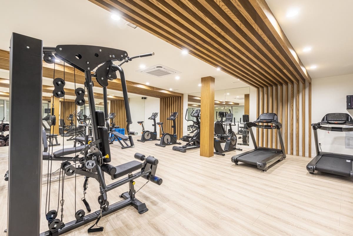 2 bedroom Penthouse for sale in La Cala de Mijas with pool - € 895,000 (Ref: 9480407)