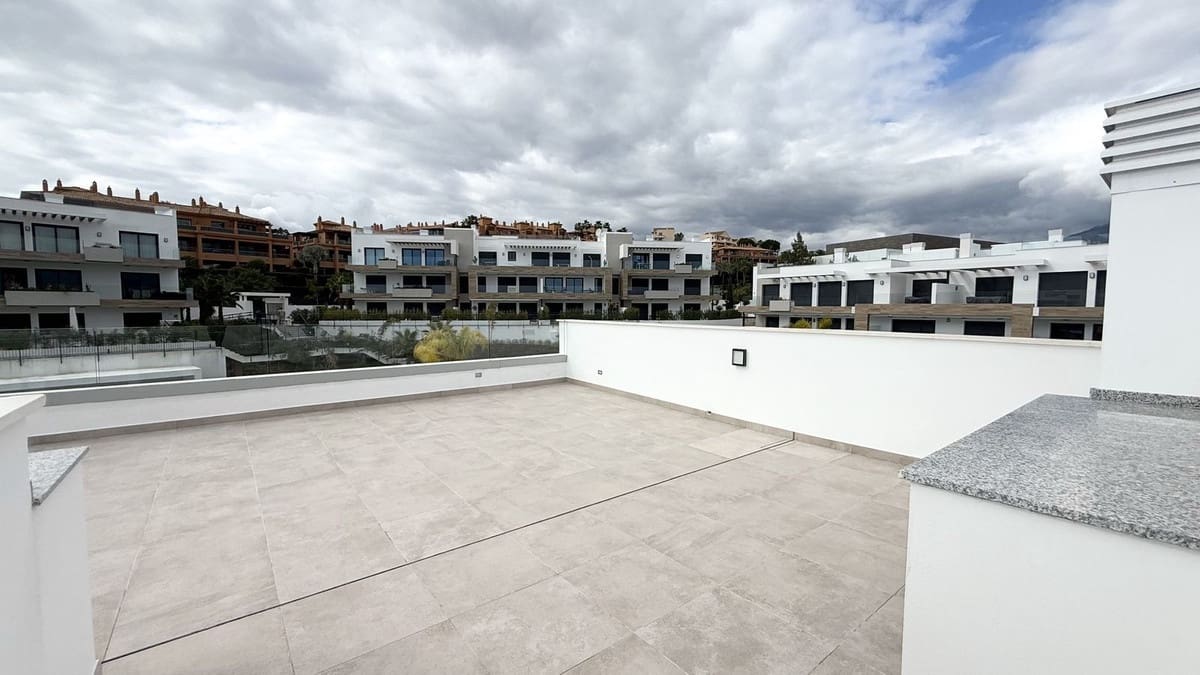 3 bedroom Penthouse for sale in Atalaya-Isdabe with pool - € 895,000 (Ref: 9480408)