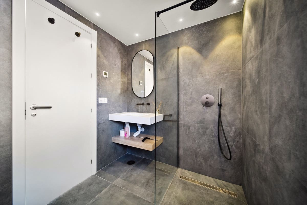 3 Zimmer Penthouse zu verkaufen in Nueva Andalucia mit Pool - 895.000 € (Ref: 9480409)