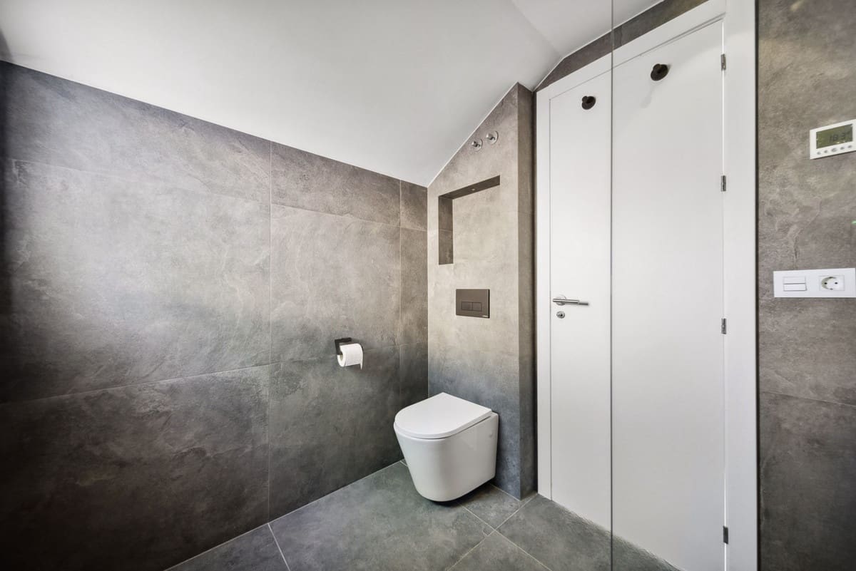 3 Zimmer Penthouse zu verkaufen in Nueva Andalucia mit Pool - 895.000 € (Ref: 9480409)