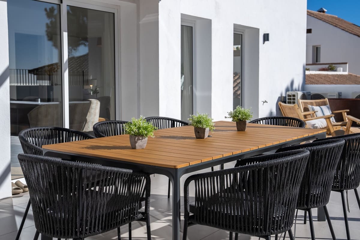 3 Zimmer Penthouse zu verkaufen in Nueva Andalucia mit Pool - 895.000 € (Ref: 9480409)