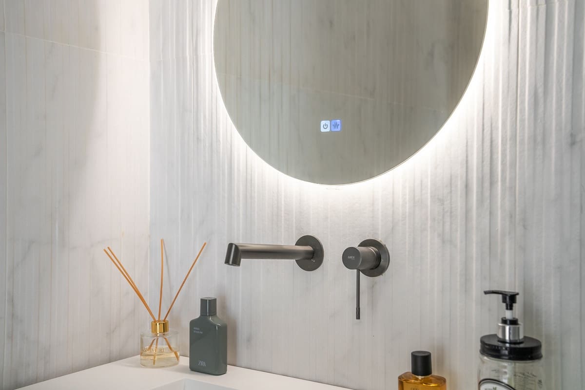 3 Zimmer Penthouse zu verkaufen in Nueva Andalucia mit Pool - 895.000 € (Ref: 9480409)