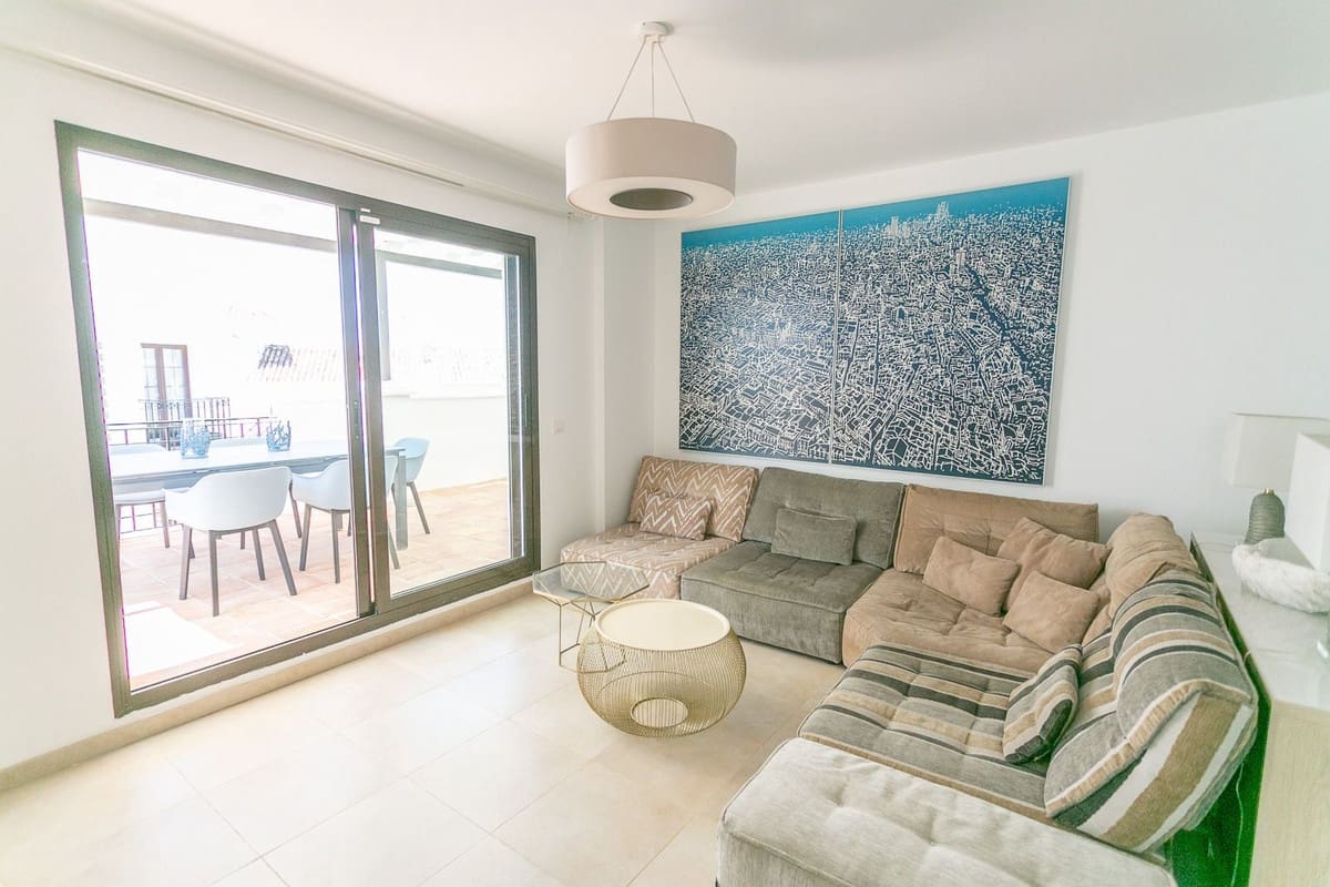 4 bedroom Penthouse for sale in Los Monteros with pool garage - € 895,000 (Ref: 9480412)