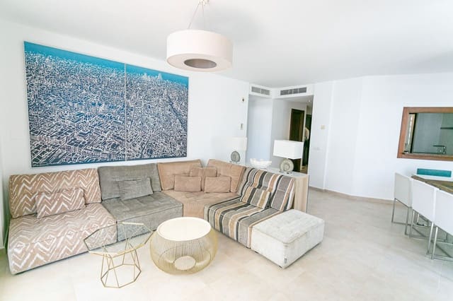 Ático de 4 habitaciones en Los Monteros, Marbella en venta con piscina garaje - 895.000 € (Ref: 9480412)