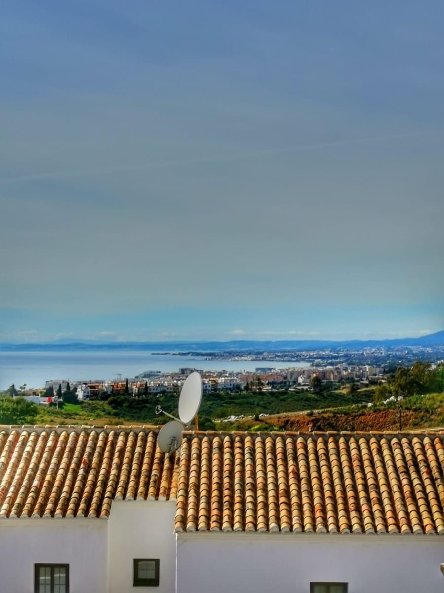 4 bedroom Penthouse for sale in Los Monteros with pool garage - € 895,000 (Ref: 9480412)