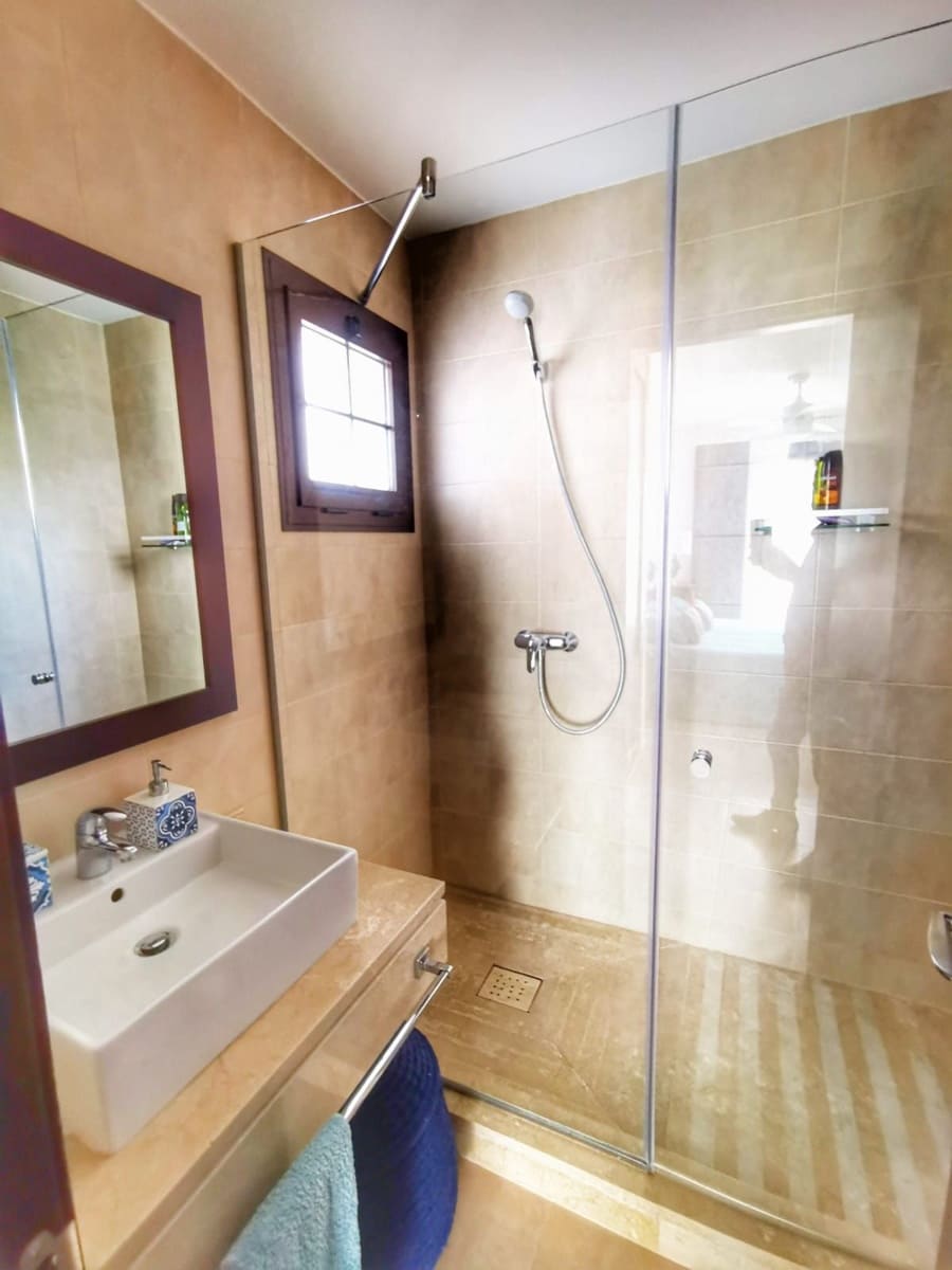 4 bedroom Penthouse for sale in Los Monteros with pool garage - € 895,000 (Ref: 9480412)