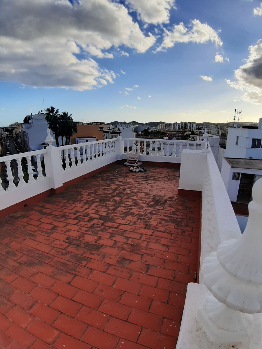 4 bedroom Villa for sale in Mijas with garage - € 895,000 (Ref: 9480414)
