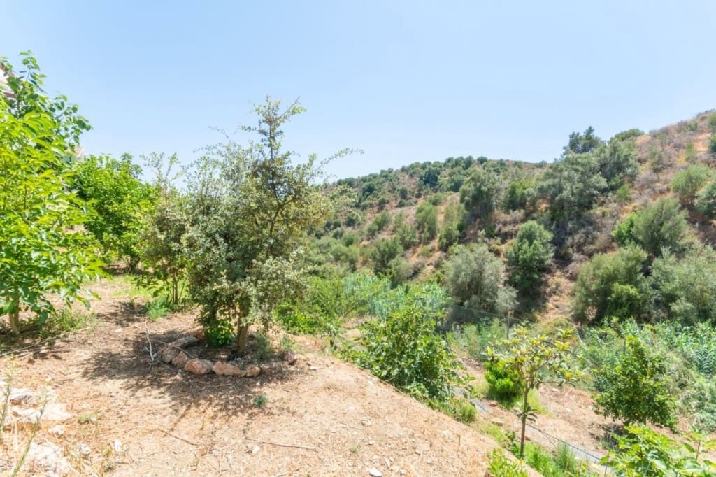 5 bedroom Villa for sale in Mijas Costa with pool - € 995,000 (Ref: 9480415)