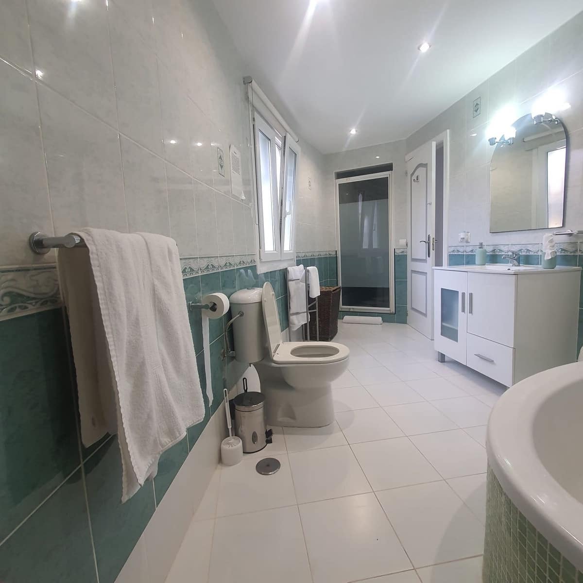 Chalet de 6 habitaciones en El Faro en venta con piscina - 895.000 € (Ref: 9480416)