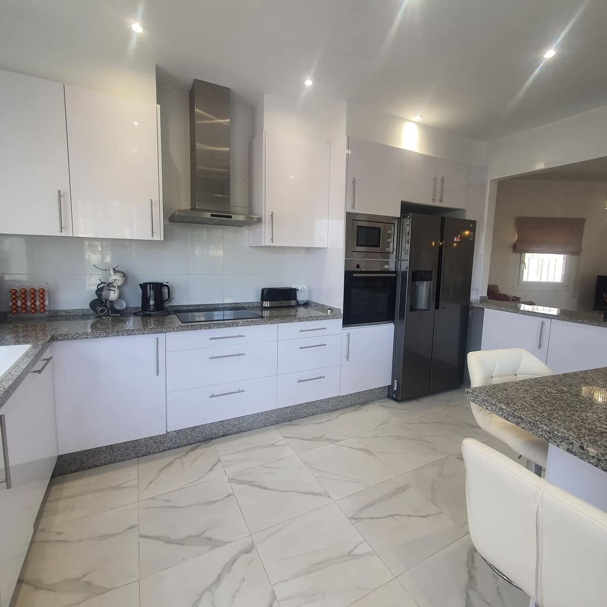 Chalet de 6 habitaciones en El Faro en venta con piscina - 895.000 € (Ref: 9480416)