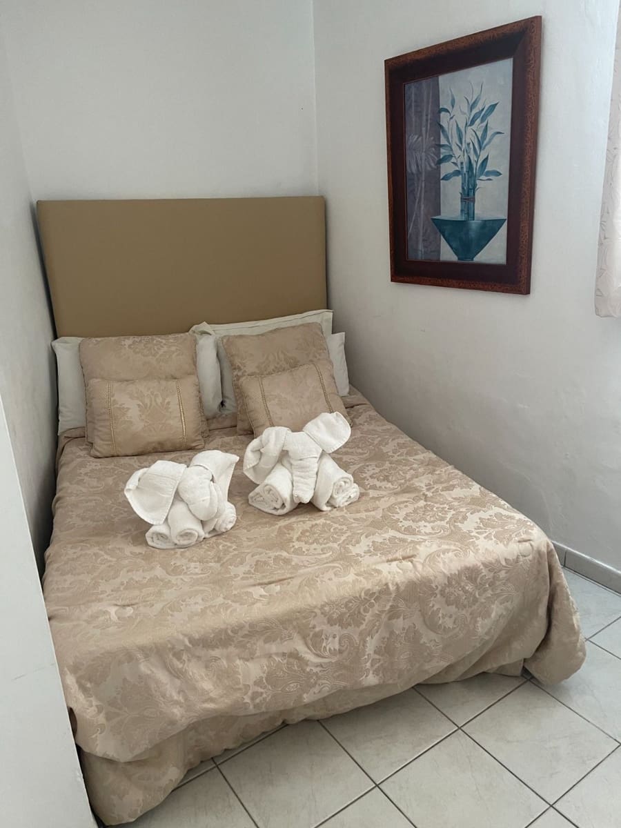 Chalet de 6 habitaciones en El Faro en venta con piscina - 895.000 € (Ref: 9480416)