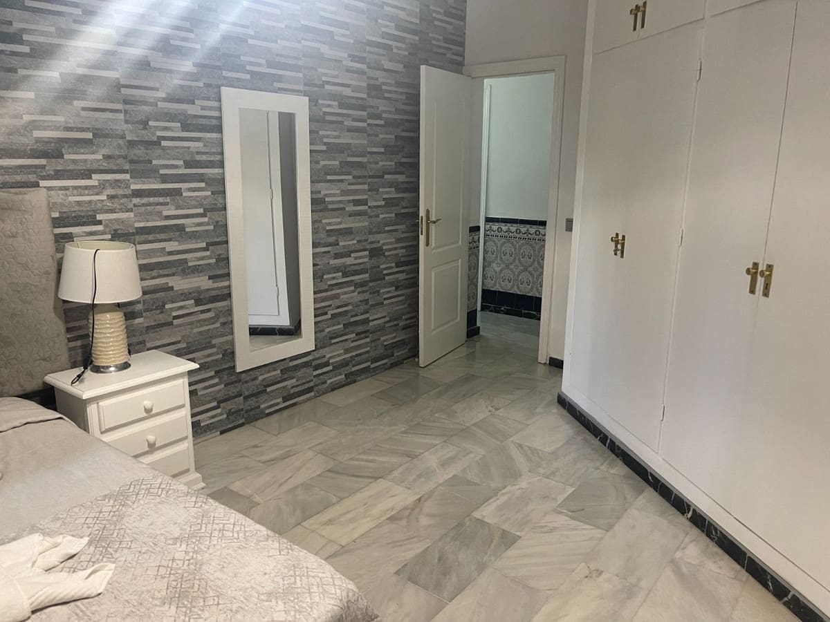 Chalet de 6 habitaciones en El Faro en venta con piscina - 895.000 € (Ref: 9480416)