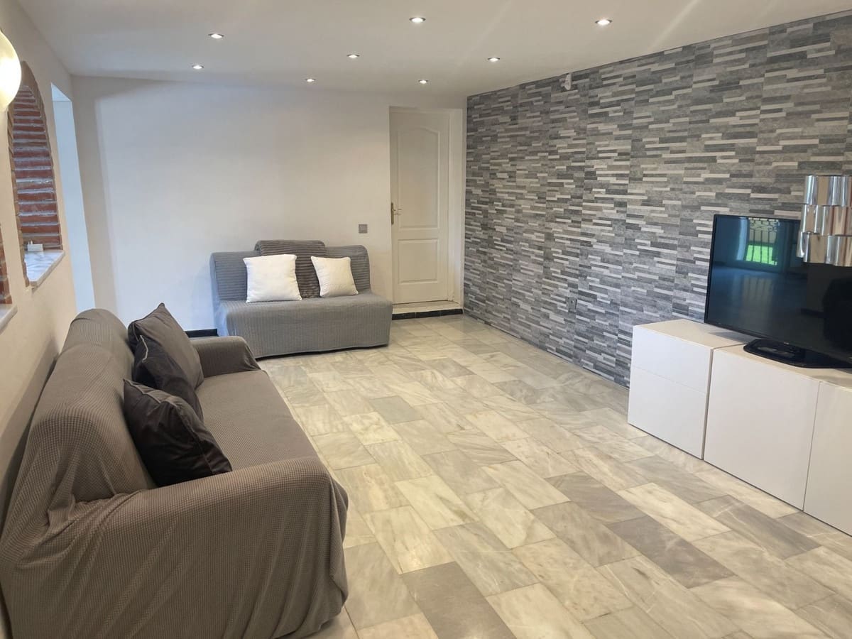 Chalet de 6 habitaciones en El Faro en venta con piscina - 895.000 € (Ref: 9480416)