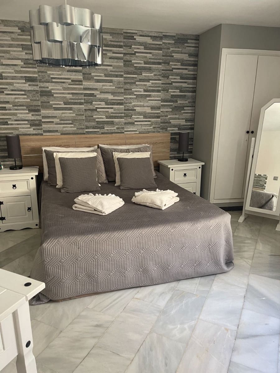 Chalet de 6 habitaciones en El Faro en venta con piscina - 895.000 € (Ref: 9480416)