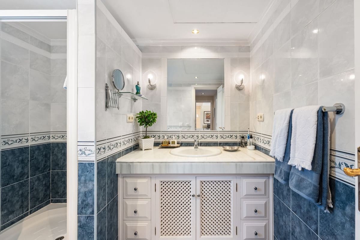 3 camera da letto Casa in vendita in Nueva Andalucia con piscina - 895.000 € (Rif: 9480417)