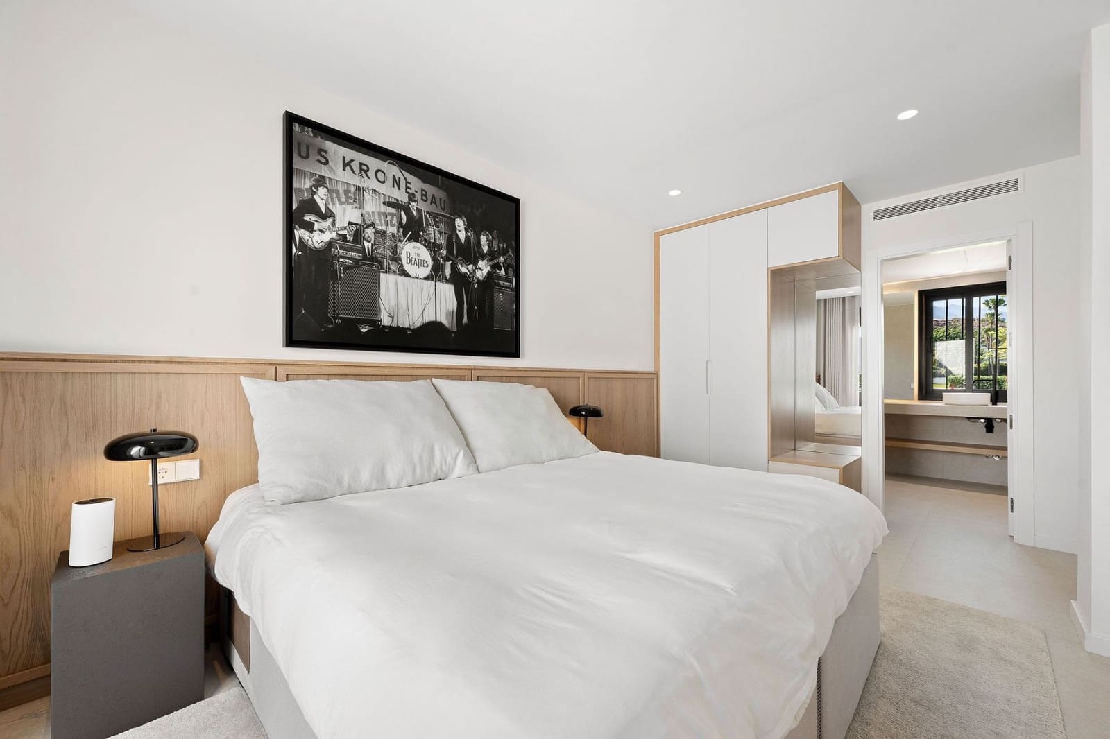 Casa de 3 habitaciones en Nueva Andalucia en venta con piscina - 895.000 € (Ref: 9480419)