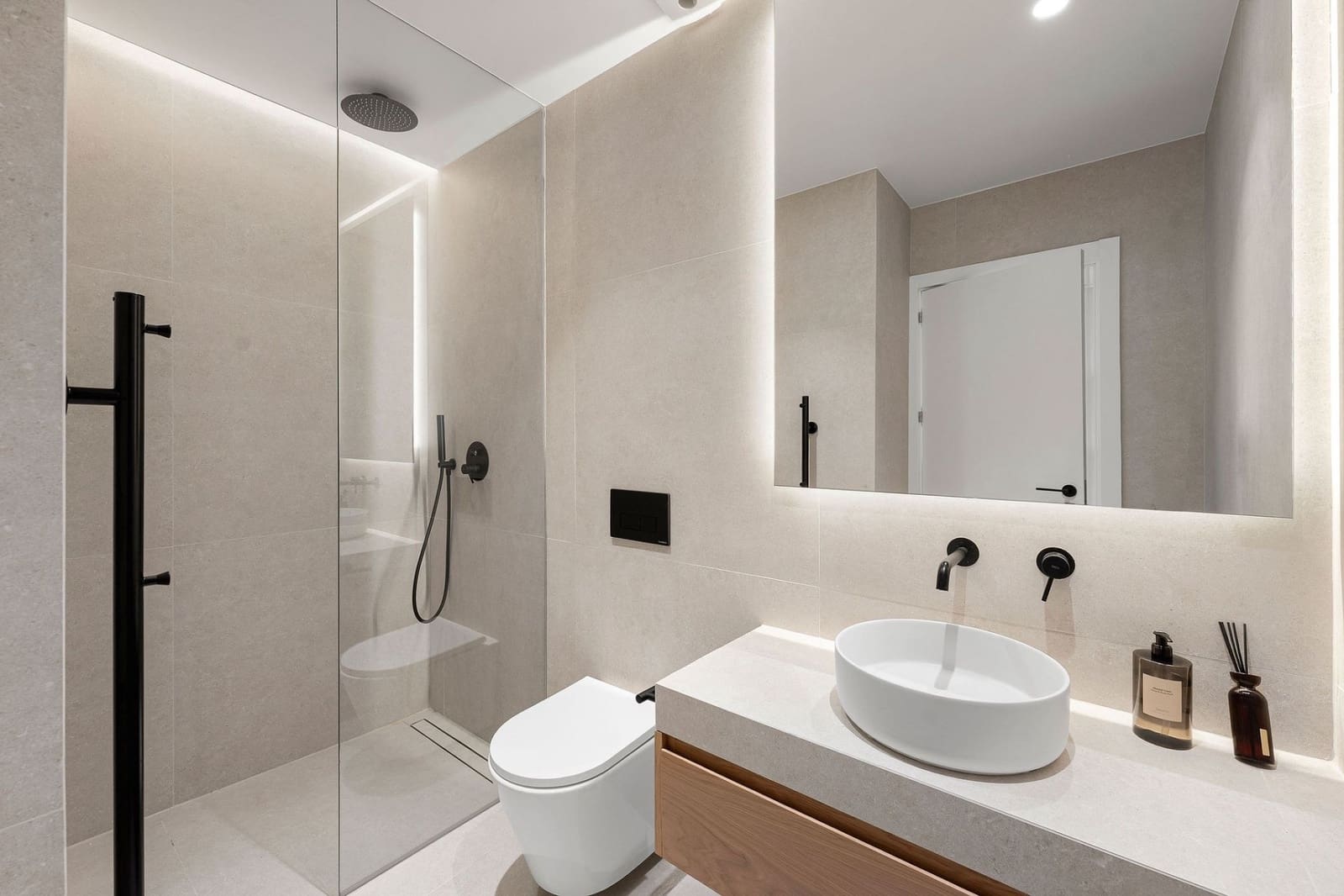 Casa de 3 habitaciones en Nueva Andalucia en venta con piscina - 895.000 € (Ref: 9480419)