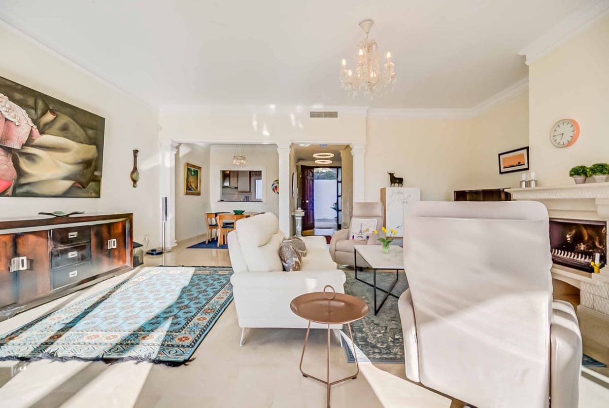 3 slaapkamer Huis te koop in Artola met zwembad garage - € 895.000 (Ref: 9480420)