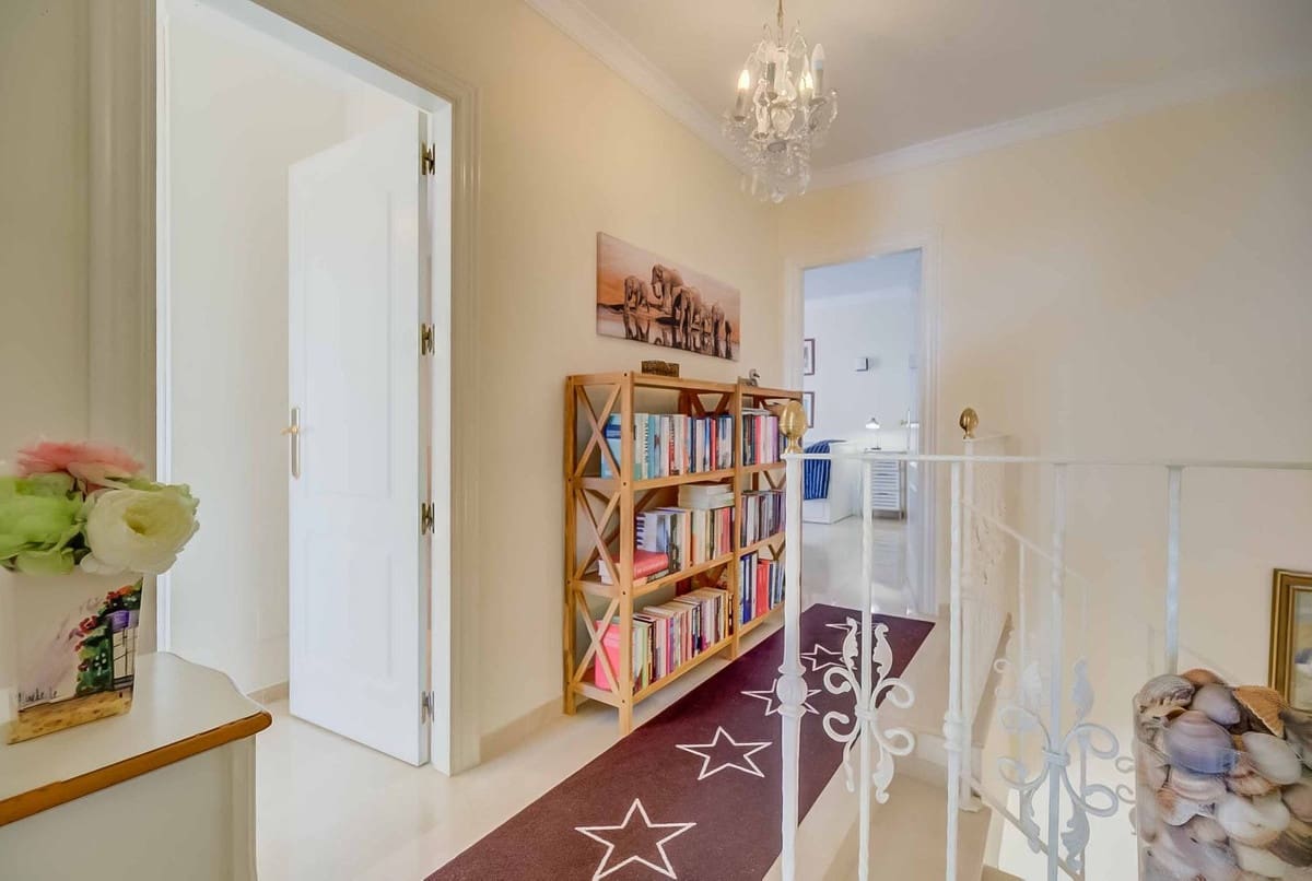 3 slaapkamer Huis te koop in Artola met zwembad garage - € 895.000 (Ref: 9480420)