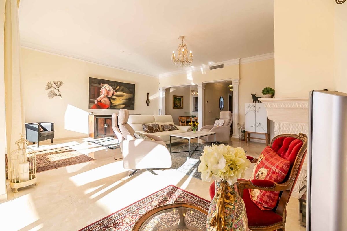 3 slaapkamer Huis te koop in Artola met zwembad garage - € 895.000 (Ref: 9480420)