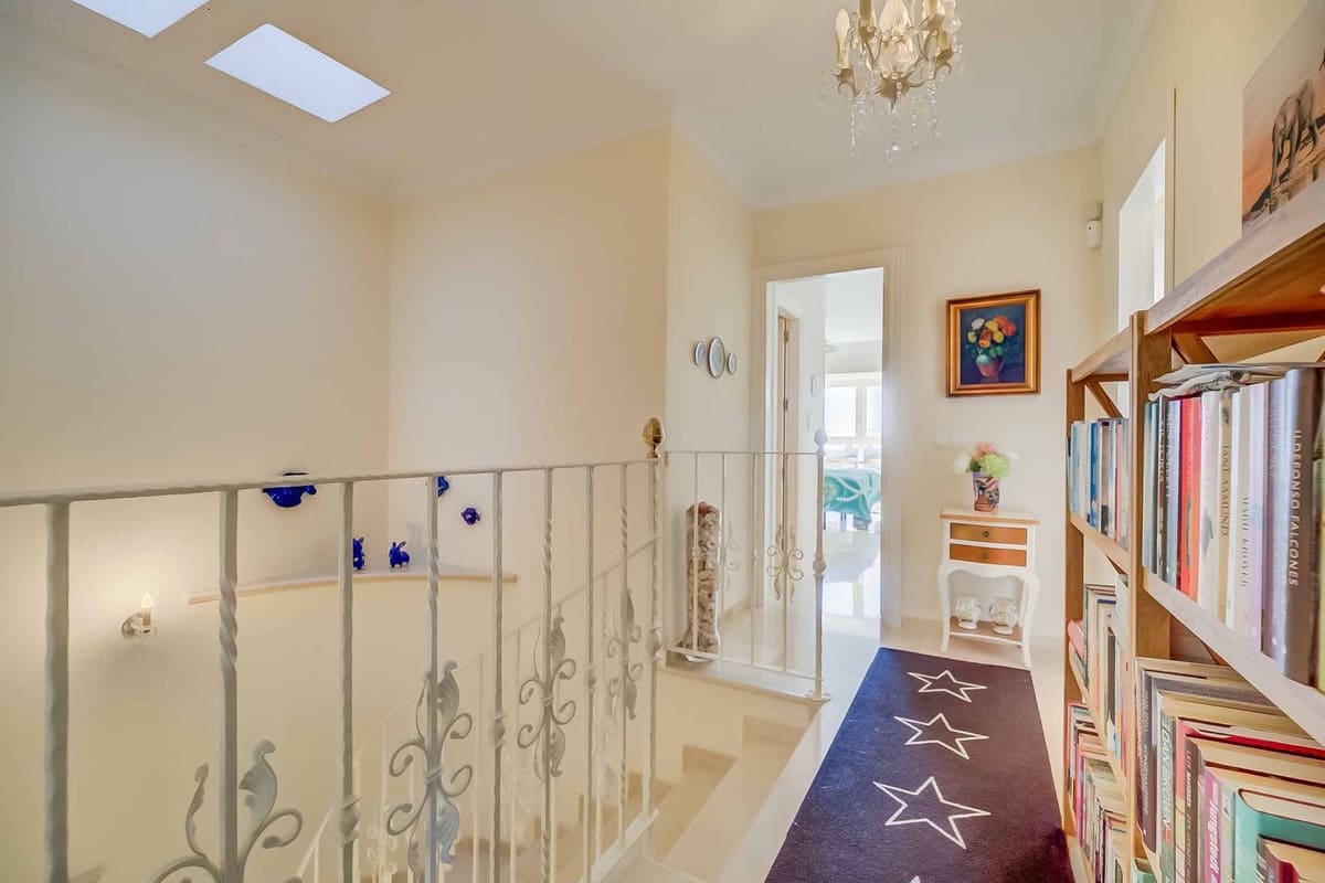 3 slaapkamer Huis te koop in Artola met zwembad garage - € 895.000 (Ref: 9480420)