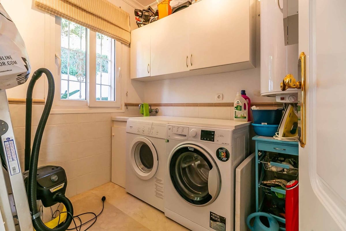 3 slaapkamer Huis te koop in Artola met zwembad garage - € 895.000 (Ref: 9480420)