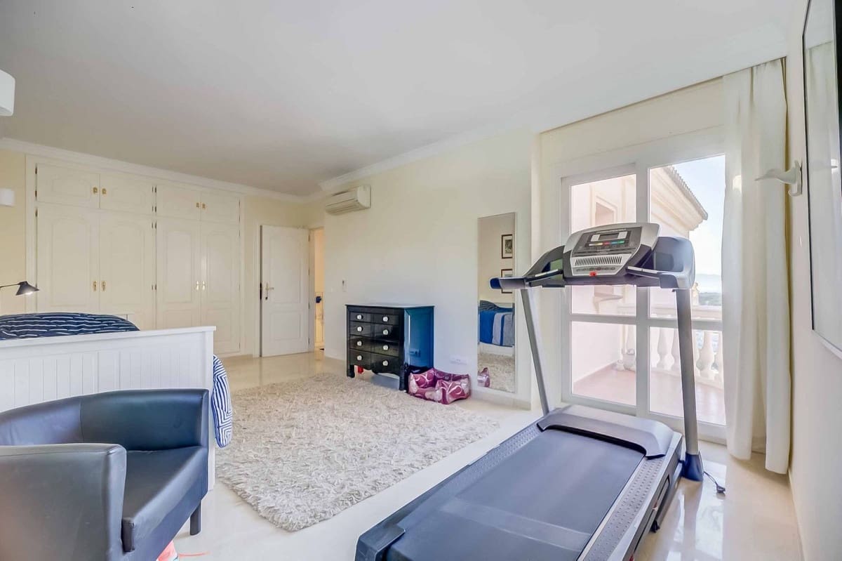 3 camera da letto Casa in vendita in Artola con piscina garage - 895.000 € (Rif: 9480420)