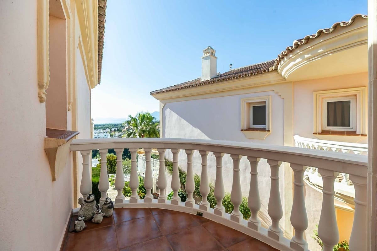 3 camera da letto Casa in vendita in Artola con piscina garage - 895.000 € (Rif: 9480420)