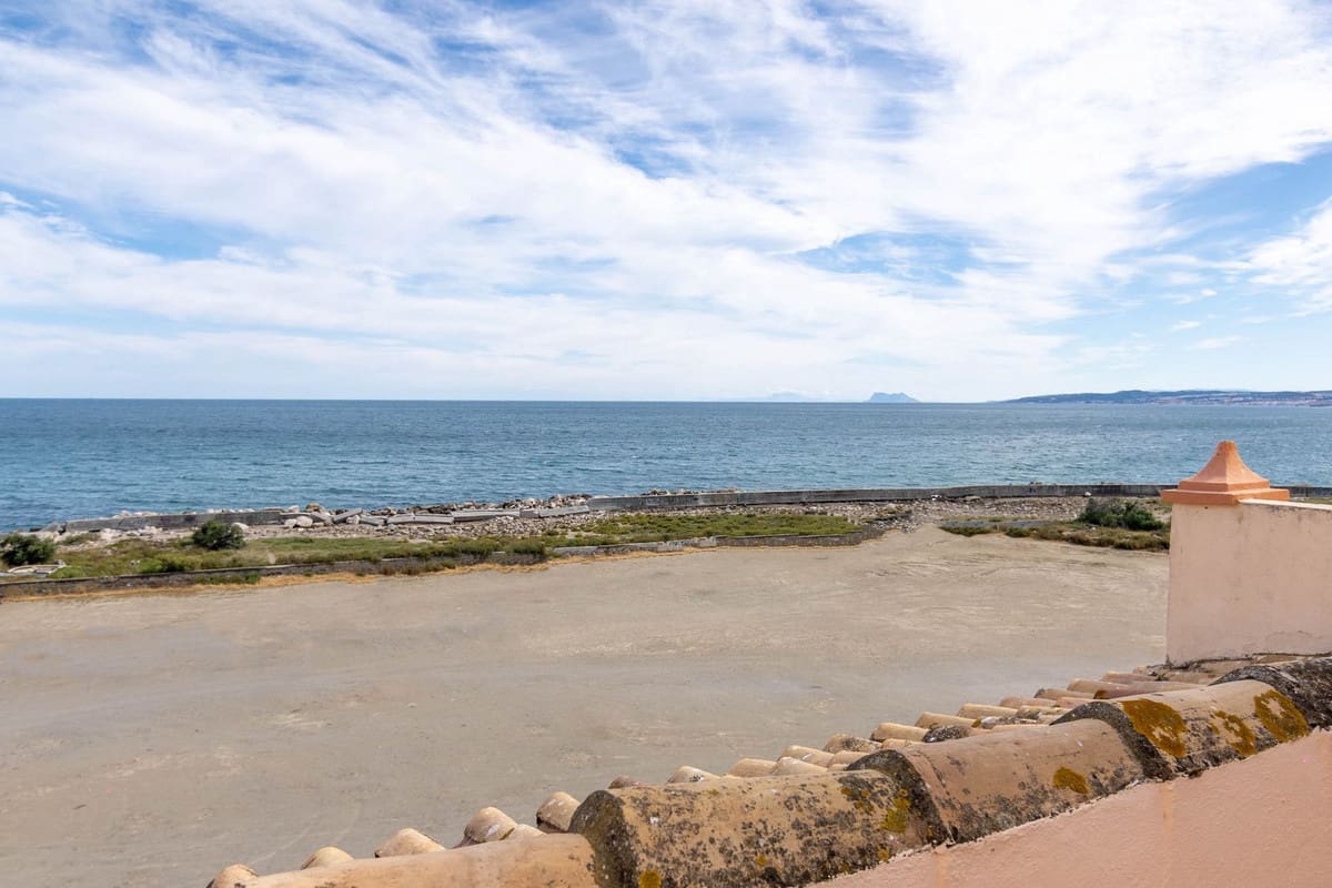4 sypialnia Dom na sprzedaż w Estepona z basenem - 895 000 € (Ref: 9480422)